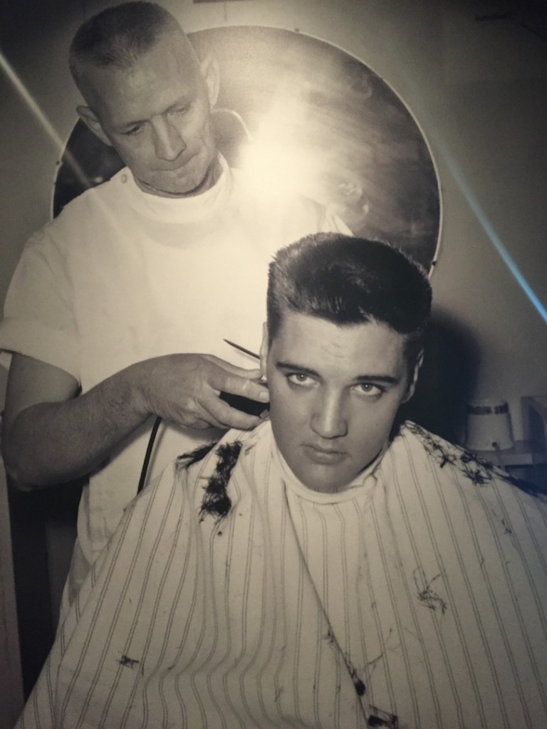 Elvis G.I. haircut in the army, martie 1958